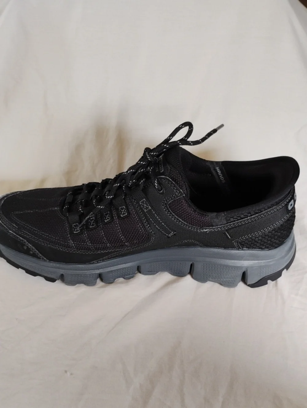 Skechers Men's Black Sz 11.5 Slip-ins Air-Cooled Memory Foam Summits AT